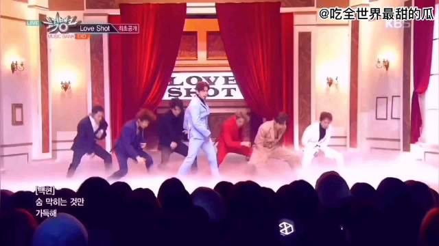 当虞书欣看韩国打歌现场...